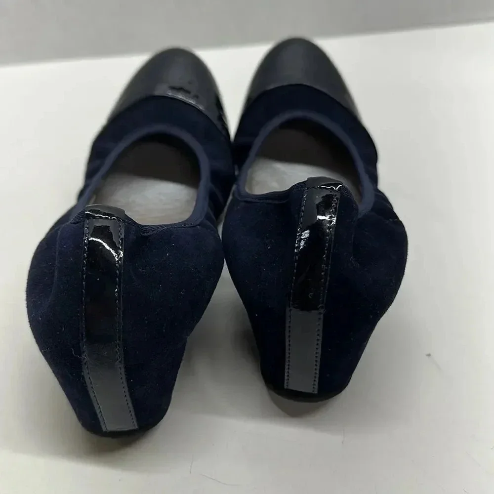 Aquatalia by Marvin V Sacchetto Stretch Wedge Heels Black Cap Toe Blue Suede 6